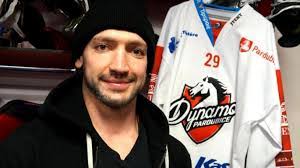 Nicholas Schaus's Instagram, Twitter & Facebook