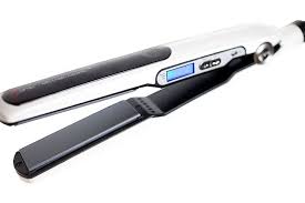 You will just love its sleek look, plus it's available in pink color too. We Found The 12 Best Flat Irons For Natural Hair Brazilian Keratin Treatment Ceramic Hair Straightener Best Hair Straightener