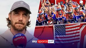 Si Woo Kim puts two balls in the water... and a club!