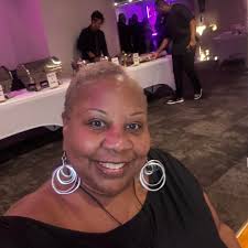 💜🥳🎉HAPPY BIRTHDAY 6-1 SISTER QUEENS 👑 Queen Vera J Gould 👑 Queen  Lachanda Stephens 👑 Queen Shana Sheffield 👑 Queen Montressa R. Gaston 👑  Queen Micki Hinton 👑 Queen Gloria Rankin-Johnson 👑