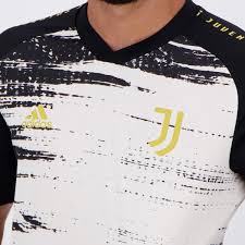 Shop the best home, away and third juventus kits & shirts. Adidas Juventus 2021 Pre Match Jersey Futfanatics