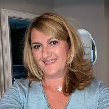 Mary Waldron's Instagram, Twitter & Facebook