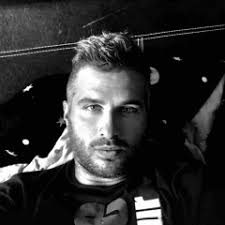 Listen to Michal Dela