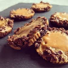 Biscuits Sans Cuisson Avoine Chocolat Au Beurre De Cacahuetes Recette Beurre De Cacahuete Beurre De Cacahuetes Recette