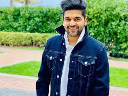 Superstar guru randhawa talks about seeking inspiration from the world of music and creating a masterpiece in their own unique style. Guru Randhawa Is All Excited For Tomorrow And Here S Why Punjabi Movie News Times Of India