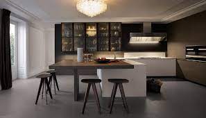 The Trail Kitchen Is A New Project Designed By Poliform R D Department And Carlo Colombo Which Offers A C Arredamento Interior Design Per La Casa Interni Casa