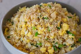 This chicken fried rice will become your families favorite at any gathering, very quick and easy to make but absolutely delicious. 3 Easy Meals To Prepare When You Re Living Alone Page 3 Of 3 Kuulpeeps Ghana Campus News And Lifestyle Site By Students