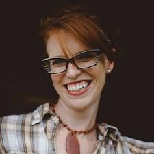 Lara Beckwith (@VintageMerlot)