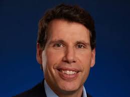 Los 10 gestores que controlan las grandes fortunas de Jeff Bezos, Sergey  Brin, los Walton y otros multimillonarios de renombre