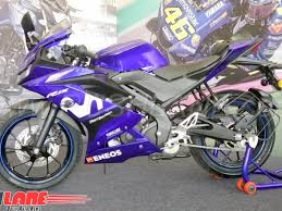 Yamaha has hiked prices for its bs6 r15 v3 range by rs 2,100. Yamaha R15 V3 Motogp Edition Showcased At Call Of The Blue At Ecr Speedway Chennai