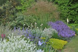 Thompson landscapes is an award winning landscape design and build company with over 35 years of experience. Top 10 Names In Planting Design Land8