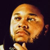 Zeb Robinson's Instagram, Twitter & Facebook