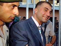 Cem ersever ve jitem belgeseli, türkiyenin 90 lı yıllardaki istihbarat ağını ve faili meçhul olayları gözler önüne seriyor.videoyu. Jitem Cileri Bana Hanefi Avci Gonderdi