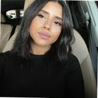 Elizabeth Borrayo's Instagram, Twitter & Facebook