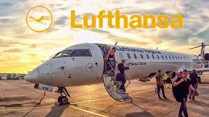 Photo (only) released under the gnu free documentation license, version 1.2. Lufthansa Business Class Crj 900 Muc Str Weekly Aviation Youtube