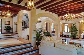 Pin By Nancy Roche On Ideas Para El Hogar Spanish Style Homes Hacienda Style Homes Spanish Style Home