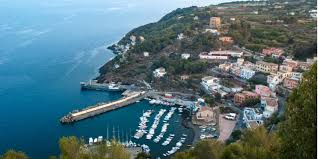 Ustica è una scelta adatta per gli amanti della spiaggia? Isola Di Ustica Spiagge Foto Come Arrivare Idee Di Viaggio Zingarate Com
