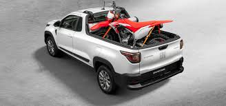 The cybertruck has arrived and it looks nothing like any pickup truck you've ever seen. Fca S New 2021 Fiat Strada Is A Small Pickup Truck For South America Carscoops
