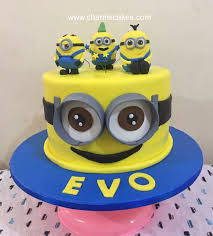 The popularity of the minion movies have kids begging their parents for minion themed parties, so these minion cupcake ideas will be a fun sweet treat! Charm S Cakes Team Minions Cake Custom Cake