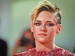 4.1 out of 5 stars 7,927. Kristen Stewart Says She Was Told To Hide Her Sexuality For A Marvel Role