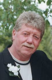 Kenneth Veitch's Instagram, Twitter & Facebook