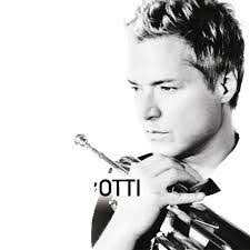 Chris Garneau's Instagram, Twitter & Facebook