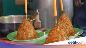Adapun bahan pertama yang perlu kita olah terlebih dahulu adalah basreng atau bakso gorengnya. Huahh Pedasnya Bakso Tumpeng Dan Kawah Merapi Dengan Siraman Sambal