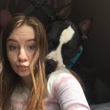 Tracy Elwell's Instagram, Twitter & Facebook