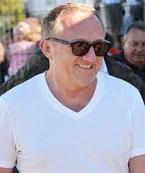 François pinault is a french billionaire businessman, the majority shareholder and honorary pinault is one of the richest businessmen in the world. Francois Henri Pinault Husband Of Salma Hayek Bio Height Age Wife Wiki Facts Net Worth Famous Born