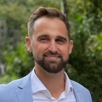 800+ "Domonkos" profiles