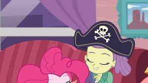 1576997 - safe, screencap, lily pad (g4), pinkie pie, equestria girls,  equestria girls series, pinkie sitting, out of context, young - Derpibooru