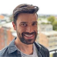 125000+ perfiles de «Becerra»