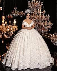 Highly Detailed Fluffy Gown With Crown Popular Wedding Dresses Ball Gowns Wedding Dream Wedding Dresses