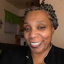 LaTasha Head Perfiles