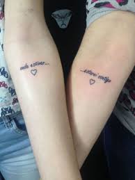 Tatuajes Para Parejas Tatuajes Para Parejas Frases Tatuajes Para Parejas En La Espald Tatuaje Romantico Tatuajes De Parejas Significativos Tatuajes Creativos