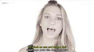 Die besten pinnwände von anna buchegger. Anna Buchegger Feat Thomas Schneider Halt Dich An Mir Fest Deutsch Indonesisch Zwei Farben Youtube