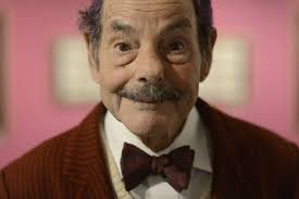 Main Library exhibits calligrapher's elegant envelopes to himself