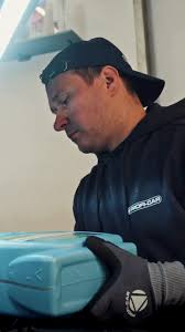 Your engine deserves premium care. 🚗✨ LL1 5W-30 = protection + performance  in every kilometer. #proficar #motoroil #madeingermany #lubricants #carcare