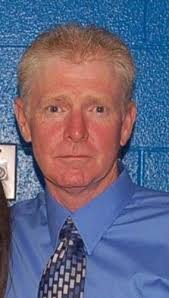 Carl Dean Lewis Jr. married his high school sweetheart