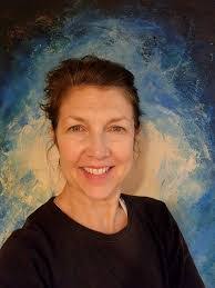 Lori Teague's Instagram, Twitter & Facebook