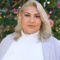 Kimberly Salomon's Instagram, Twitter & Facebook