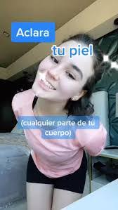 Xochilt Vargas's Instagram, Twitter & Facebook