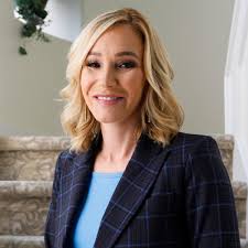 Paula White: the pastor who helps Trump hear 'what God has to say'