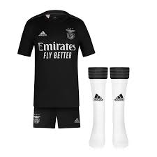 Loaned from n/a → sl benfica. Kits Sl Benfica