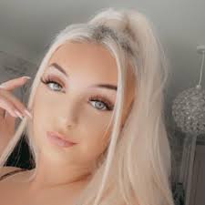 Keira Wells (@keirawellss)