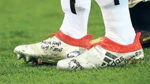 Wir haben für sie die besten pogba schuhe fußball produkte in dieser kategorie aufgelistet: Adidas Nike Und Co Bei Der Em Des Fussballers Bestes Stuck Sein Schuh Sport Tagesspiegel
