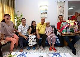 I'm not surprised if the job goh chok tong was pm for 14 years. Wow 100 Years Old Esm Goh Chok Tong Singapore Matters Facebook