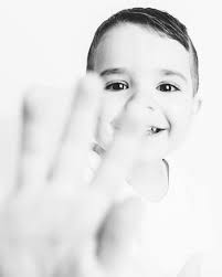 LOVEBUGS🐞 sessions this weekend! Treat yo self, Mama❤️, Sign up link in  bio, #personalityportraits #julianewmanphoto #julianewmanphotography  #kidsportraits #kidsphotography #dfwfamilyphotographer ...