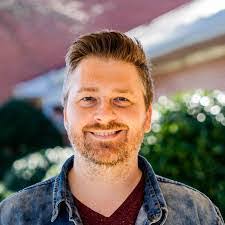 Eric Quaye's Instagram, Twitter & Facebook