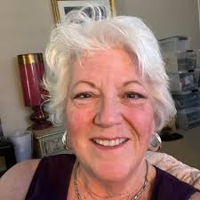 I did not keep keep my first husband's last name. We did not have children,  so I took my maiden name back. It was in the divorce decree. I did have to